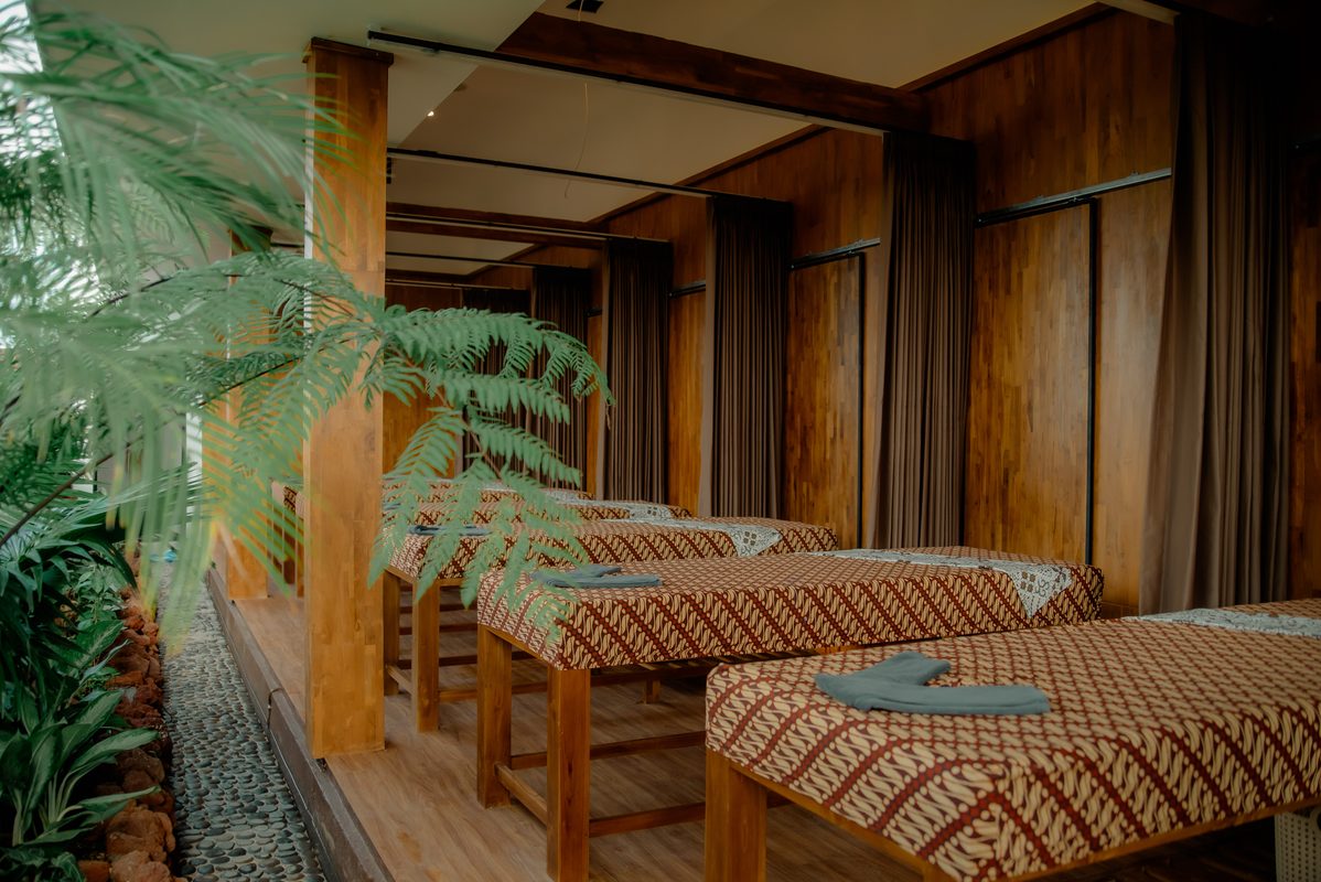 Tropical Setting